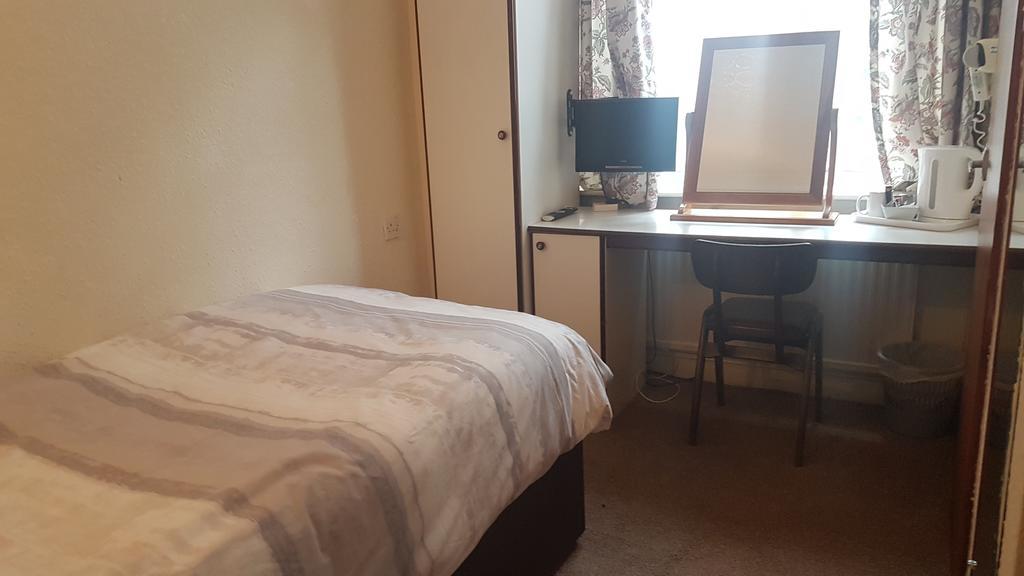 The Avenue Hotel Leeds  Buitenkant foto