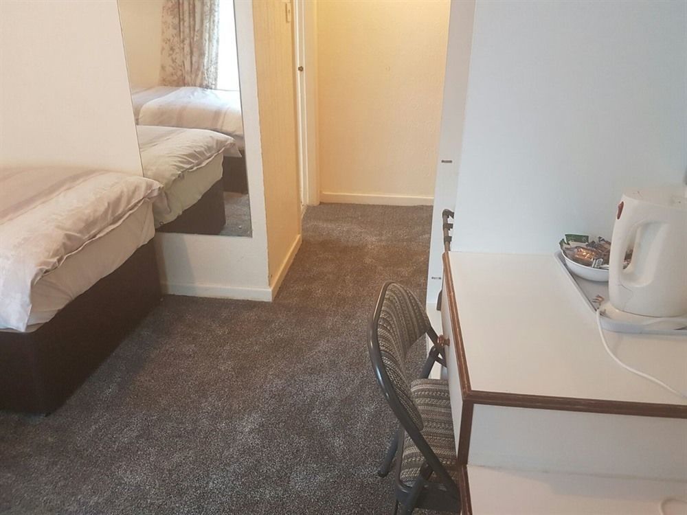 The Avenue Hotel Leeds  Buitenkant foto